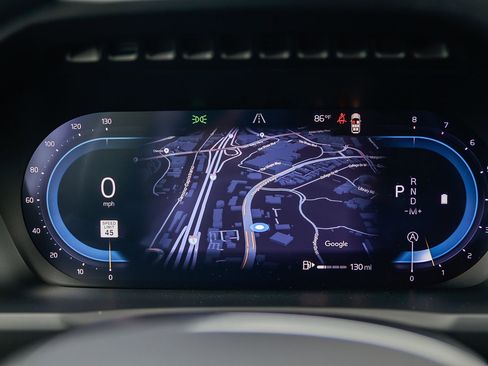 Certified 2025 Volvo XC90 B5 Plus image 27