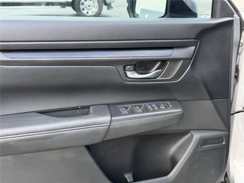 Used 2024 Honda CR-V LX image 12
