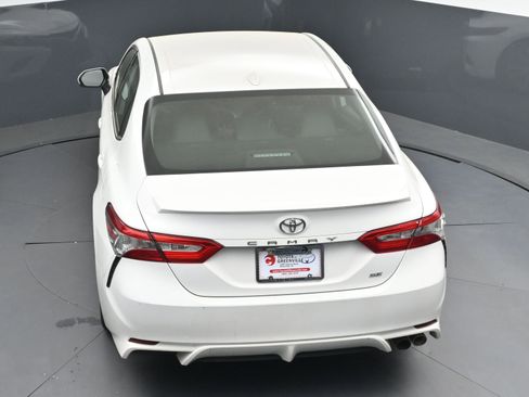 Used 2019 Toyota Camry SE image 33