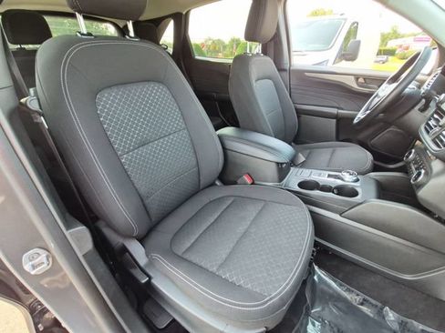 Used 2024 Ford Escape Active AWD/4WD image 34