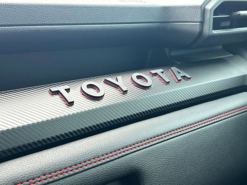 Used 2024 Toyota Tacoma TRD Pro AWD/4WD image 38
