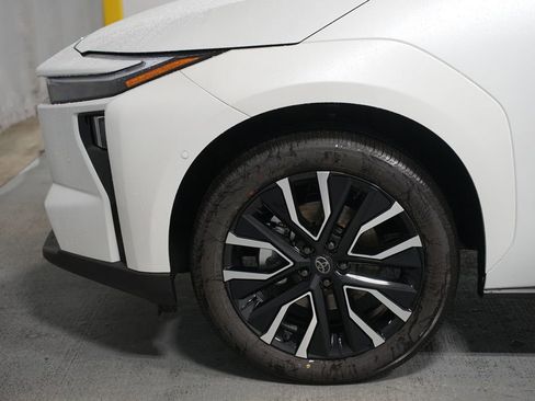 New 2026 Toyota bZ image 5