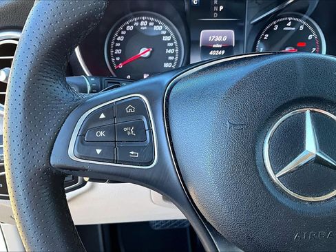 Used 2018 Mercedes-Benz GLC 300 image 23