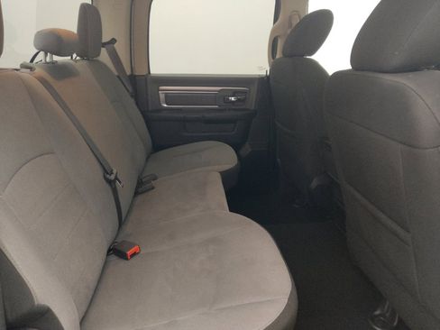 Used 2021 RAM 1500 Classic SLT AWD/4WD image 19