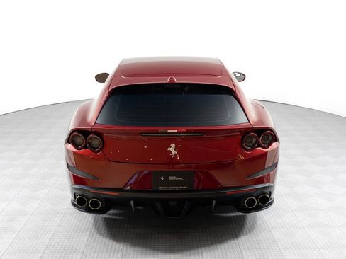 Certified 2019 Ferrari GTC4Lusso T RWD image 22