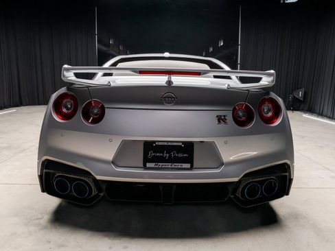 Used 2024 Nissan GT-R Premium w/ Floor Mat Package image 14