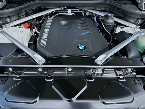 New 2026 BMW X5 sDrive40i w/ Climate Comfort Package image 24