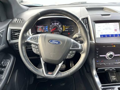 Used 2020 Ford Edge ST w/ Equipment Group 401A image 11