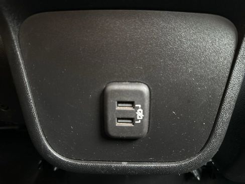 Used 2020 Chevrolet Equinox LT image 21