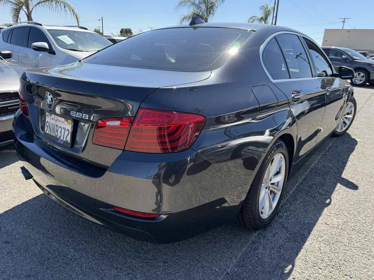Used 2014 BMW 528i Sedan RWD image 7