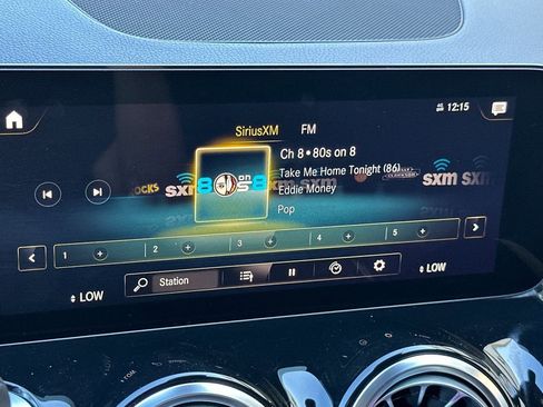 Certified 2023 Mercedes-Benz EQB 300 4MATIC image 19