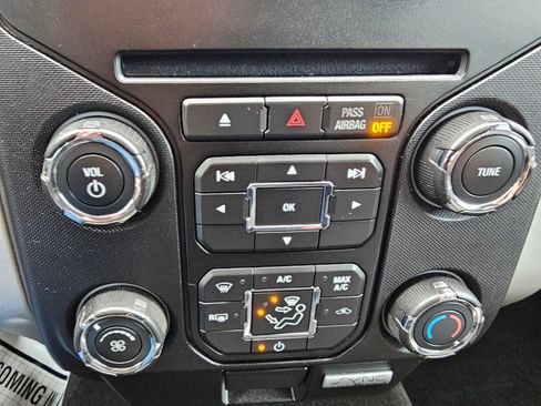 Used 2014 Ford F150 XLT w/ Equipment Group 302A Luxury image 41