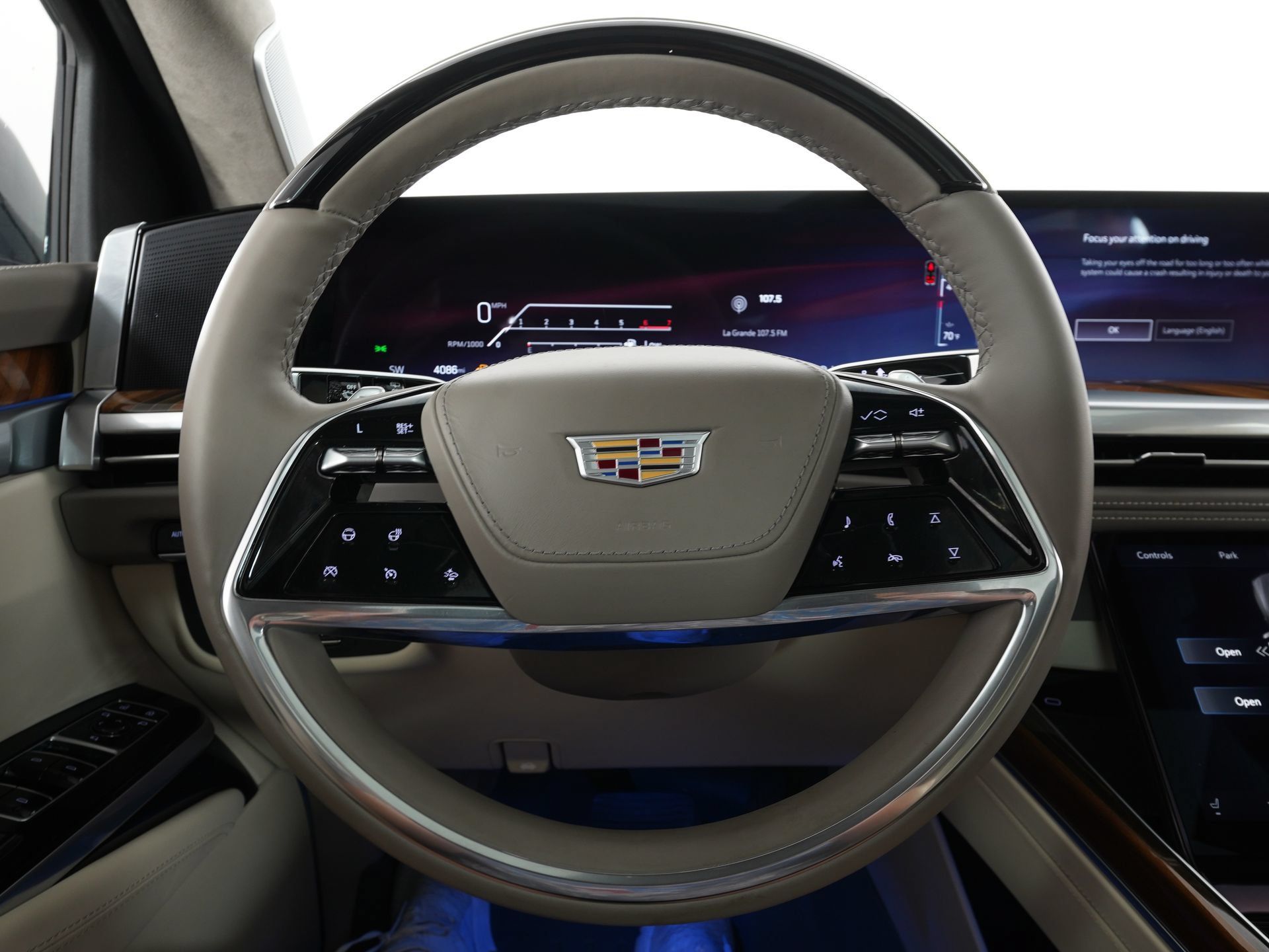 Used 2025 Cadillac Escalade ESV Sport Platinum AWD/4WD image 19