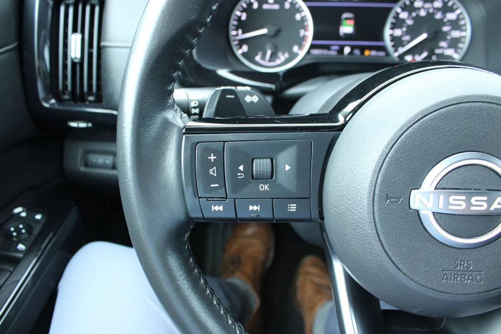 Used 2022 Nissan Pathfinder SV AWD/4WD image 35