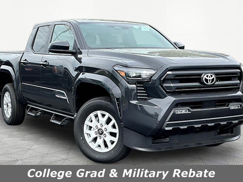 New 2026 Toyota Tacoma SR5 AWD/4WD image 3