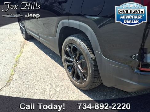 Used 2019 GMC Terrain SLE w/ Driver Convenience Package AWD/4WD image 5