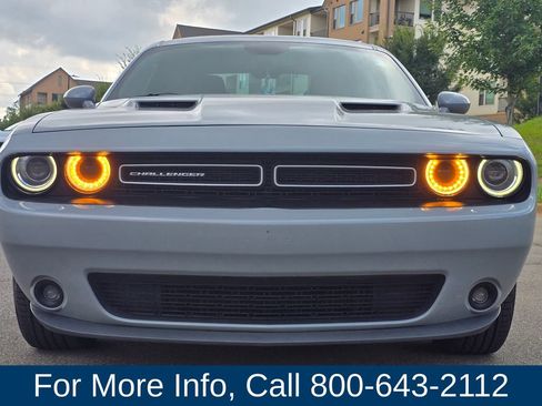 Used 2020 Dodge Challenger SXT w/ Plus Package RWD image 33