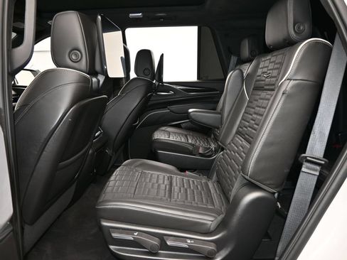 Used 2023 Cadillac Escalade V AWD/4WD image 52