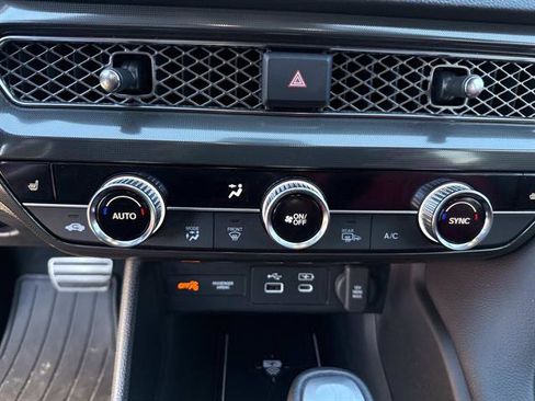 Used 2023 Acura Integra A-Spec image 23