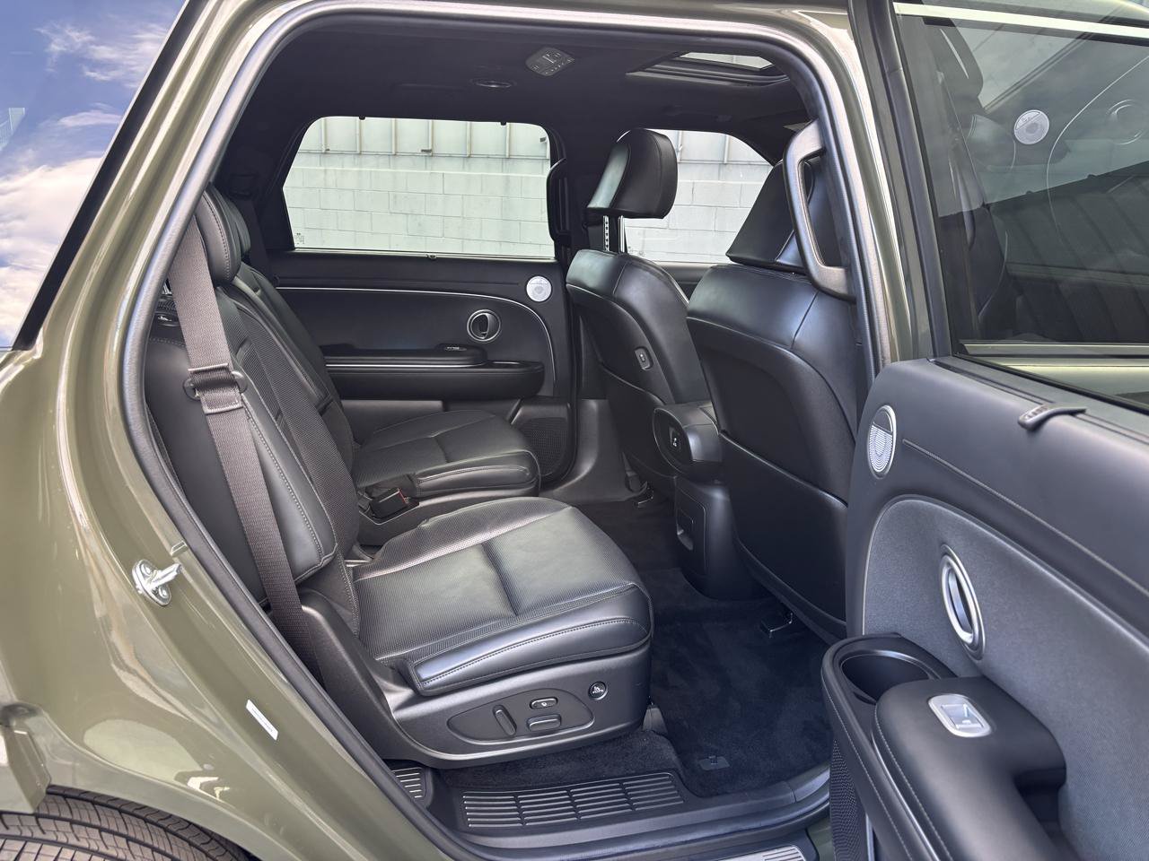 Used 2026 Hyundai Palisade Calligraphy AWD/4WD image 11