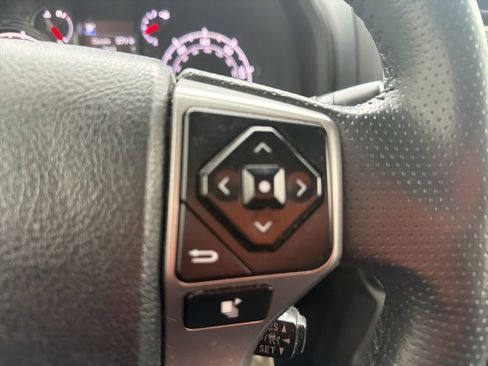 Used 2020 Toyota 4Runner SR5 image 37