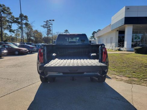 New 2026 GMC Sierra 3500 Denali w/ Denali Reserve Package image 7