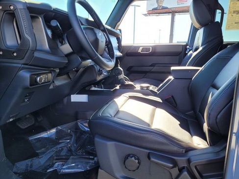 New 2025 Ford Bronco Badlands w/ Sasquatch Package AWD/4WD image 37