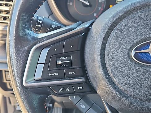 Used 2018 Subaru Crosstrek 2.0i Premium w/ Eyesight System image 19