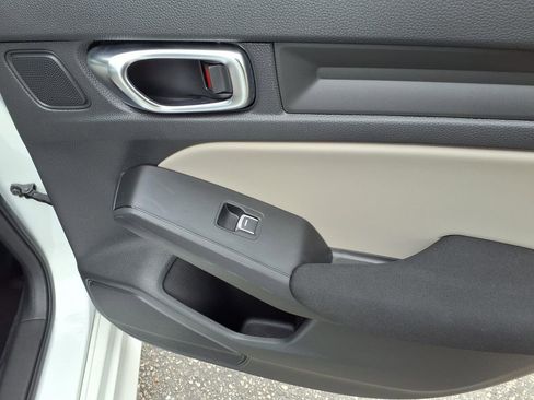 Used 2022 Honda Civic LX image 8
