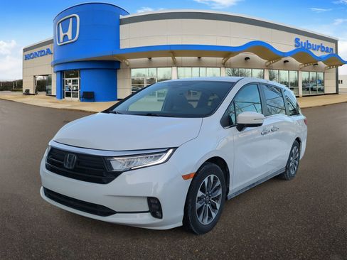 Certified 2023 Honda Odyssey EX-L image 4
