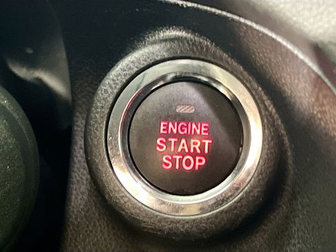 Used 2021 Subaru Forester Premium image 24