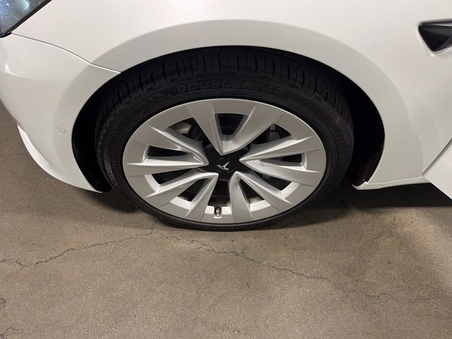 Used 2022 Tesla Model 3 Long Range AWD/4WD image 31