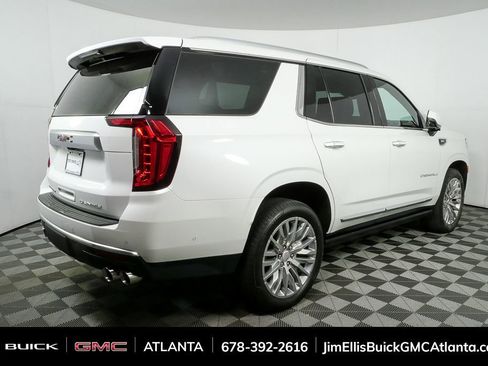 Certified 2023 GMC Yukon Denali w/ Denali Reserve Package image 32