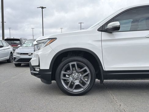 Used 2023 Honda Passport EX-L image 9