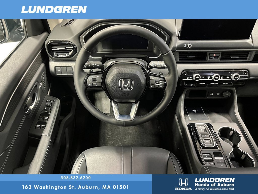 New 2026 Honda Pilot Touring image 8