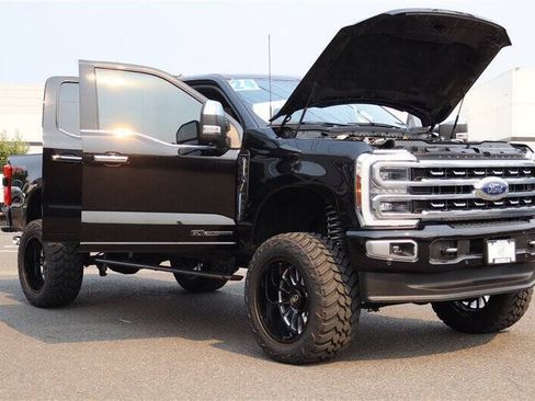 Used 2024 Ford F350 Platinum AWD/4WD image 45