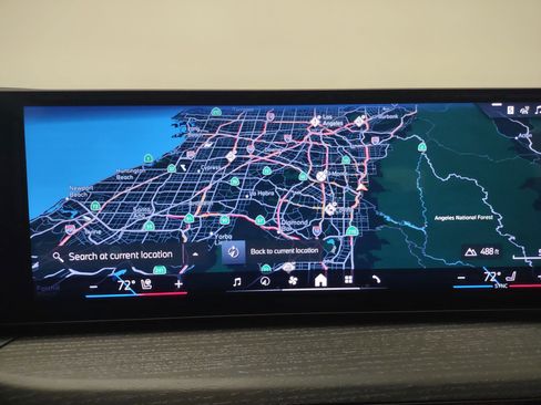 New 2026 BMW 330i Sedan w/ M Sport Package image 24