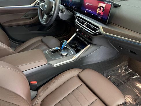 Certified 2023 BMW i4 M50 image 31