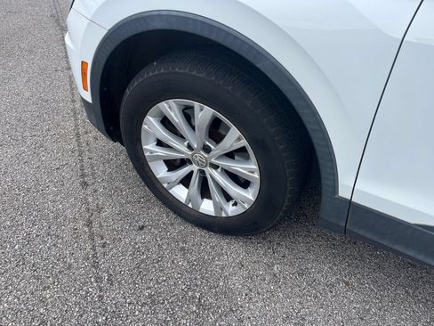 Used 2018 Volkswagen Tiguan S FWD image 10