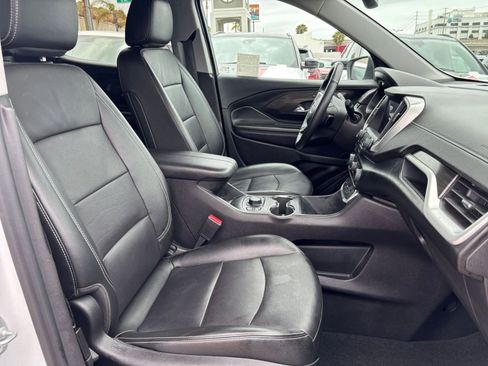 Used 2024 GMC Terrain SLT AWD/4WD image 38