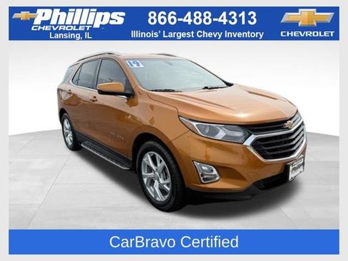Used 2019 Chevrolet Equinox LT FWD image 1