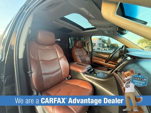 Used 2015 Cadillac Escalade Luxury AWD/4WD image 13
