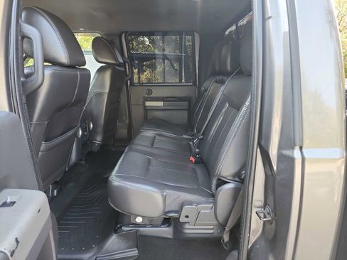 Used 2011 Ford F250 Lariat w/ Lariat Interior Pkg image 31