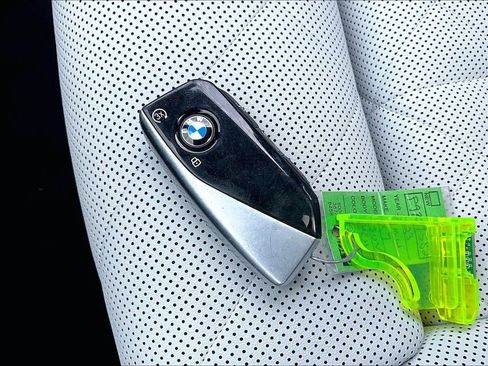 Used 2023 BMW X7 xDrive40i AWD/4WD image 35