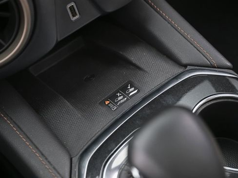 Used 2023 Chevrolet Blazer Premier FWD image 35