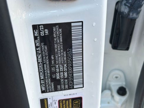 Used 2023 Mercedes-Benz GLE 450 4MATIC w/ AMG Line Exterior image 53