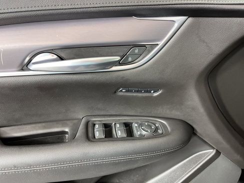 Used 2019 Cadillac XT5 Luxury image 25
