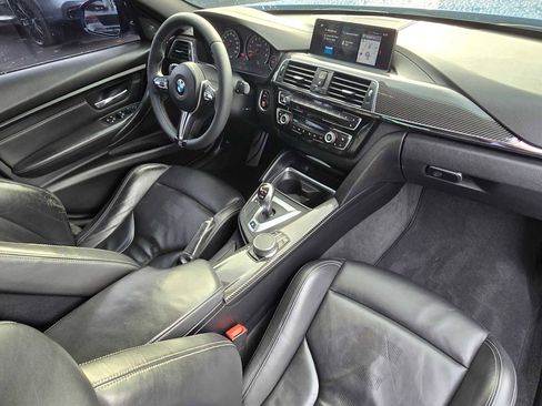 Used 2018 BMW M3 image 19