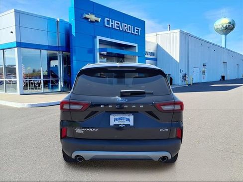 Used 2023 Ford Escape Platinum image 4
