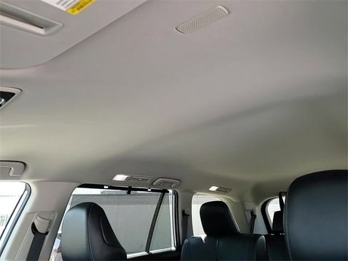 Used 2024 Toyota Grand Highlander Limited image 22